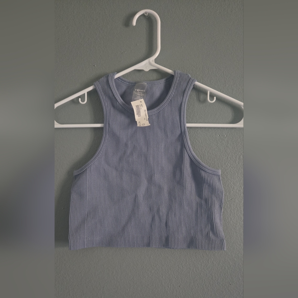 Dynamic Blue Ribbed Seamless Tank Crop Top - Picture 2 of 4